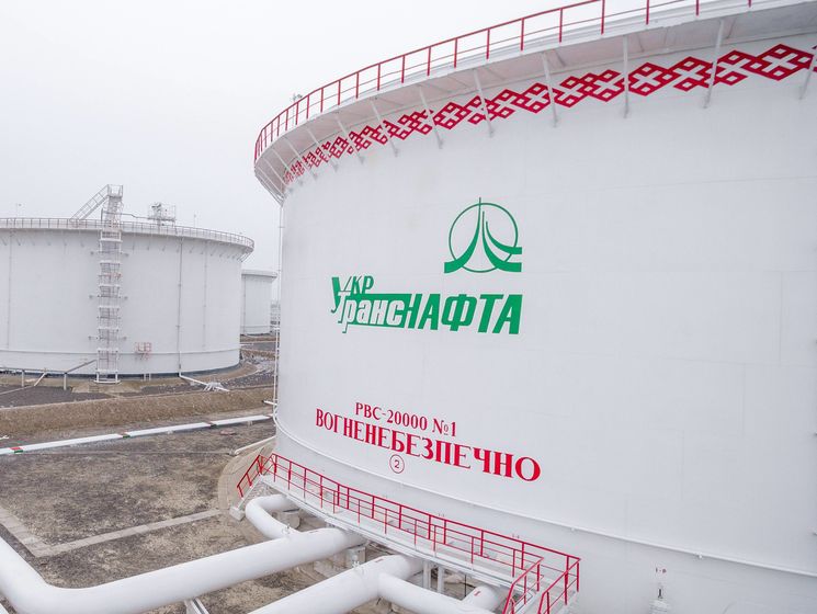 Компанія Коломойського та "Укртранснафта" підписали мирову угоду в спорі про зберігання нафти