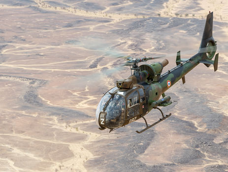 Во Франции при крушении двух военных вертолетов погибли пять человек