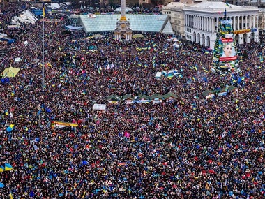 Социологи: Всего 5% активистов стоят на Майдане из-за призыва оппозиции