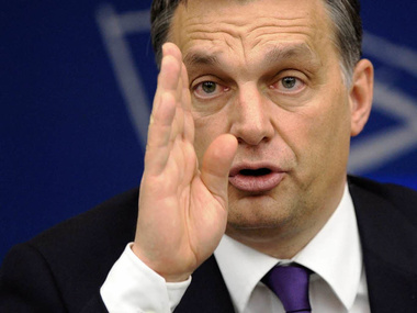 Премьер Венгрии снова заявил о необходимости автономии и двойного гражданства для украинских венгров