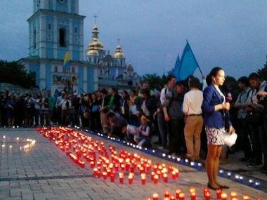 В Украине прошли акции памяти жертв депортации крымскотатарского народа. Фоторепортаж