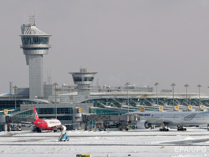 В аэропорту Стамбула российский самолет попал на траекторию взлета турецкого авиалайнера