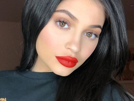 Кайли Дженнер родила дочь