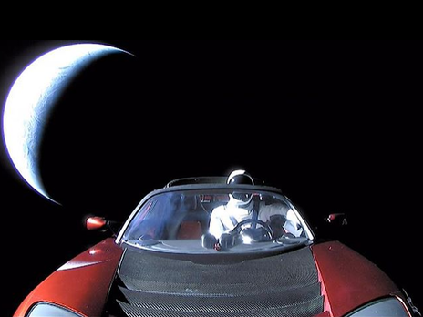 Tesla рухається до поясу астероїдів