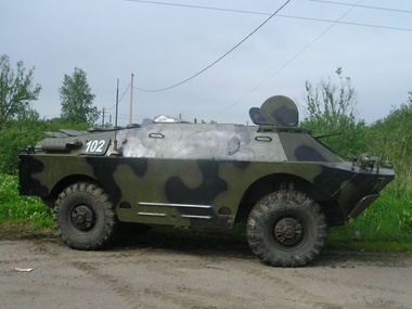 МВД: В Луганске боевики захватили две бронемашины