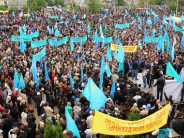 Крымские татары требуют автономии для Крыма