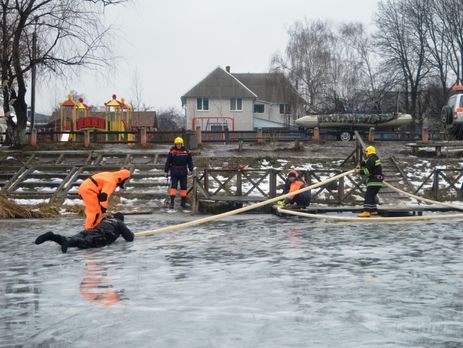 В ГСЧС Украины заявили, что с начала года на водоемах погибло 60 человек. Фоторепортаж