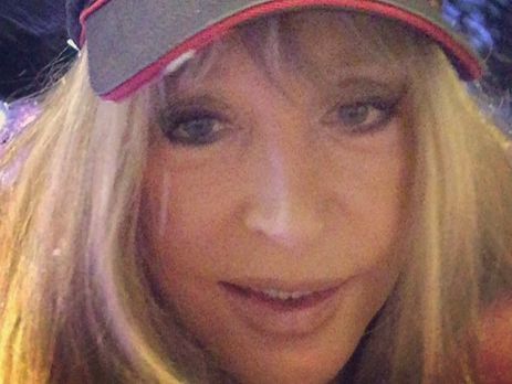 Пугачева показала лицо без макияжа