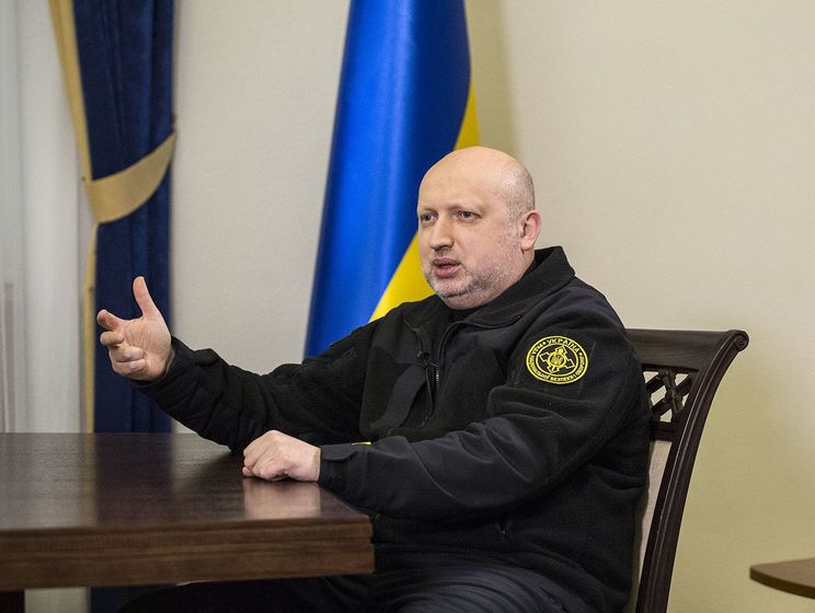 Турчинов сообщил, что в феврале 2014 года готовился указ о введении в Украине военного положения