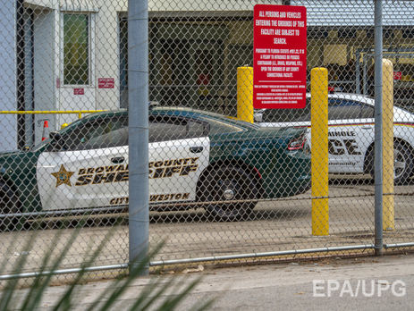 Стрілок із Флориди заявив слідчим, що чув голоси в голові – ЗМІ