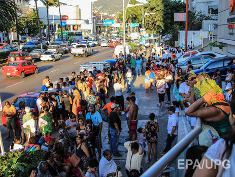 В Мексике потерпел крушение вертолет, направлявшийся в эпицентр землетрясения, 13 погибших