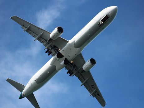 В Иране разбился самолет с около 60 пассажирами на борту