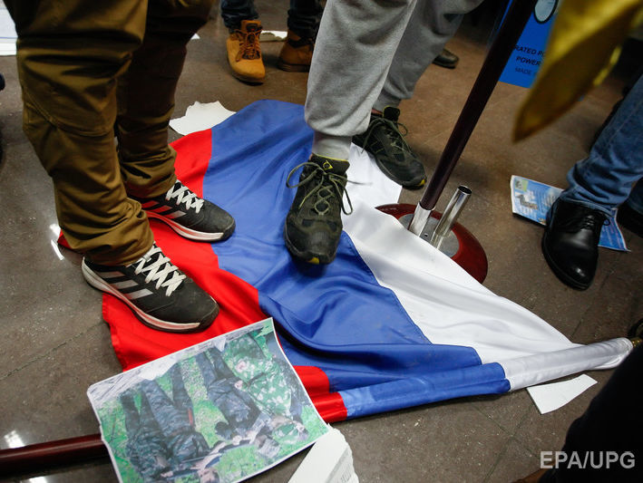 В Россотрудничестве заявили, что националисты нанесли серьезный ущерб их офису в Киеве