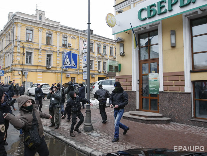 В полиции Киева заявили, что сделали все, чтобы не допустить массовой драки во время акции добровольцев ОУН "Смерть России"