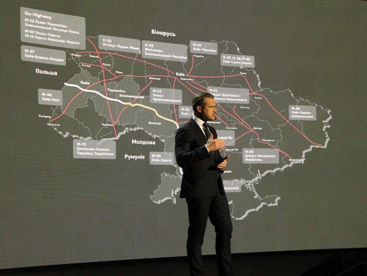 Глава "Укравтодору" підрахував, що для ремонту українських доріг може знадобитися 10 років