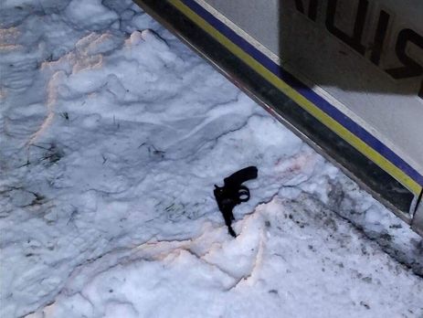 Пьяный ветеран АТО открыл огонь по мирным гражданам и бросил боевую гранату в правоохранителей – полиция