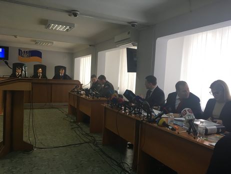 Суд продолжил заседание по делу о госизмене Януковича, для дачи показаний прибыл постпред Украины при ООН Ельченко. Трансляция