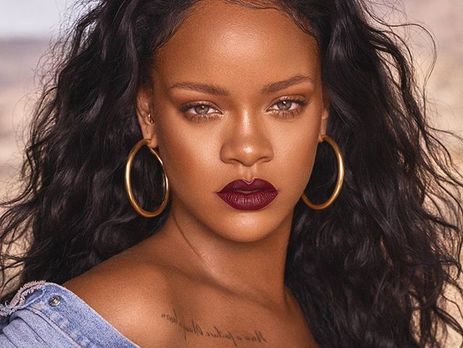 Рианна ушла в отрыв по случаю 30-летия