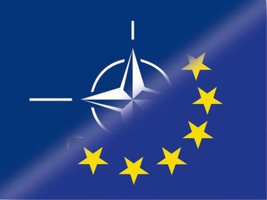 Соцопрос: ЕС поддерживают 53,4% украинцев, НАТО &ndash; 36,7% 