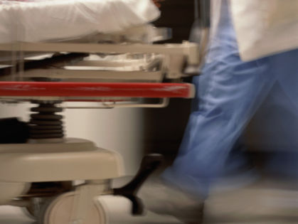 В ночном клубе в Италии при пожаре пострадали 70 человек