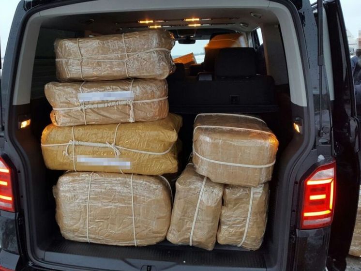 Підозрюваний в організації постачання кокаїну через посольство РФ говорив про свій зв'язок зі спецслужбами