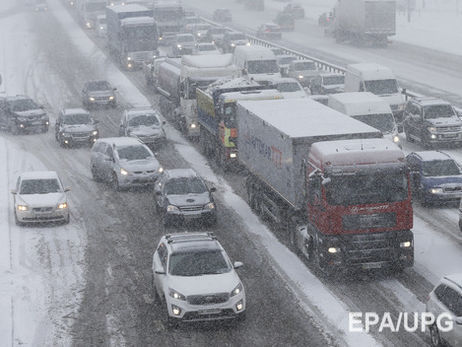 У Києві зняли заборону на в'їзд вантажівок – КМДА 