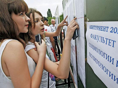 Вице-премьер: 600 крымских абитуриентов хотят сдавать тест ВНО на материковой части Украины 