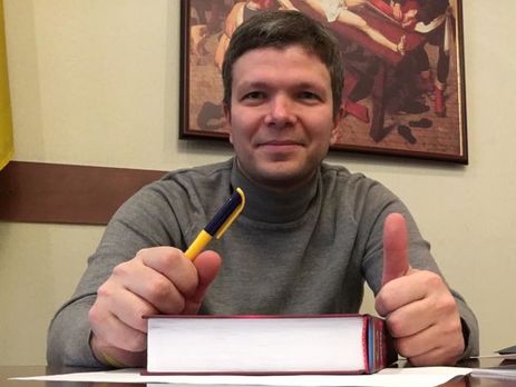 Наши оппоненты, несогласные с решением Конституционного Суда по закону Колесниченко–Кивалова, могут лишь пойти и убиться об стенку – нардеп Емец