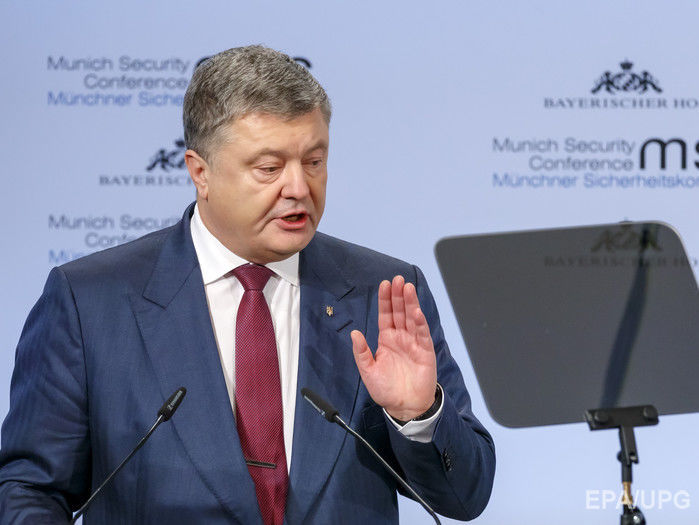 Порошенко заявив, що до кінця цього тижня додому повернеться ще двоє українських заручників