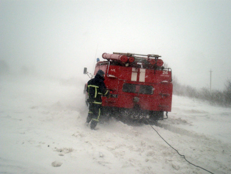 Сегодня снегопады и метели ожидаются в большинстве областей Украины &ndash; ГСЧС