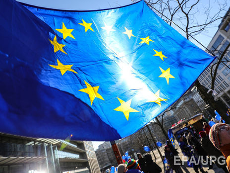 В Еврокомиссии заявили, что предоставление нового пакета макрофинансовой помощи Украине зависит от сотрудничества страны с МВФ