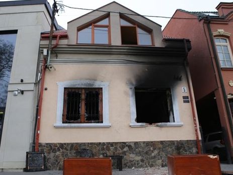 Нардеп Брензович заявил, что к поджогам офиса Общества венгерской культуры Закарпатья привела 