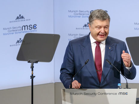 Порошенко: Нужно более жестко проверять основания для получения гражданства Украины