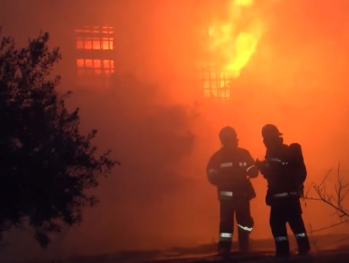 В Баку произошел пожар в наркологическом центре, погибли 24 человека
