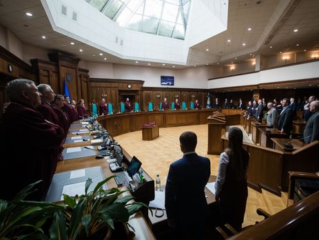 Головатий і Лемак склали присягу суддів Конституційного Суду України