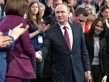 Путин пообщался с представителями СМИ