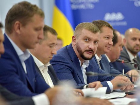 Во Львовской и Волынской областях уволили руководителей исполнительных служб за неэффективное взыскание алиментов