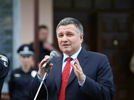 Аваков после разгона палаточного городка под Радой: Мы тоже прикрутили