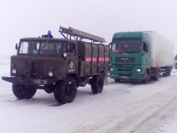 В Николаевской области ограничили движение транспорта из-за непогоды
