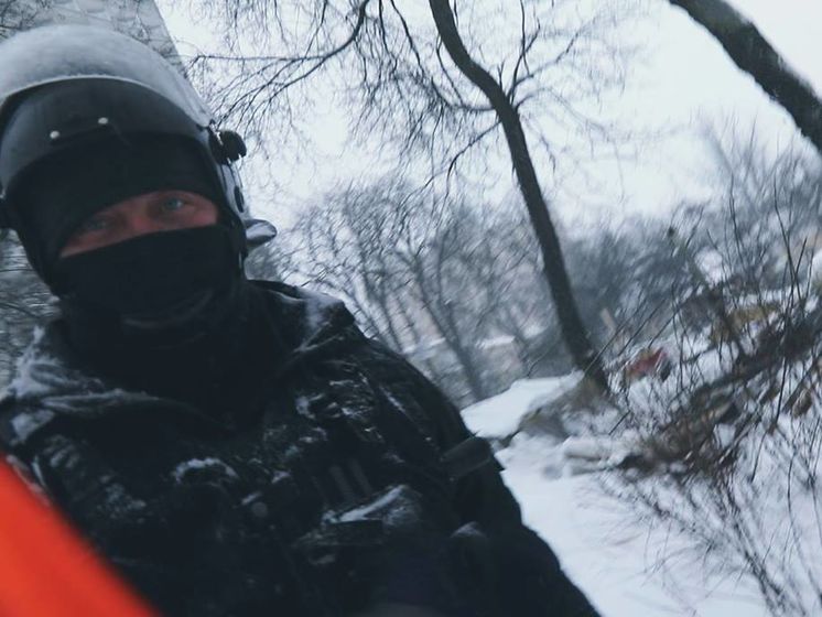 Журналіст Кутєпов показав, як силовики з матами напали на нього під Верховною Радою. Відео