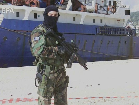 Возле острова Крит обнаружили судно с двумя тоннами конопли