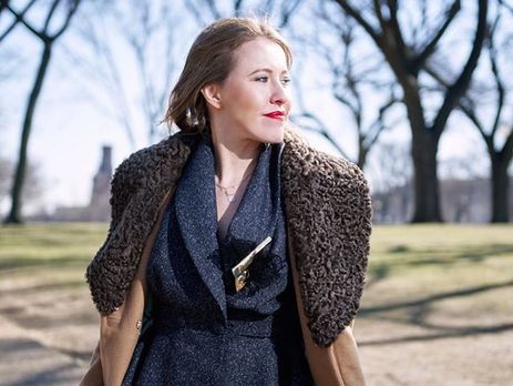 Собчак обнародовала видео катания с горки своего сына