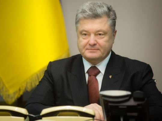 В феврале Порошенко получил 915 тыс. грн дохода от вкладов в "Международном инвестиционном банке" – декларация