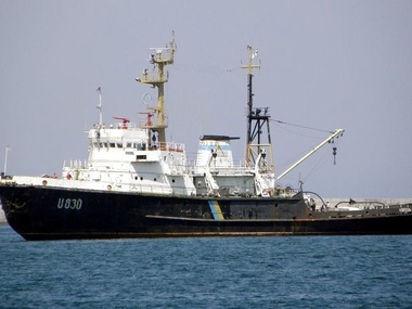 Минобороны: Из Крыма вывели рейдовый тральщик, два буксира и катер ВМС Украины