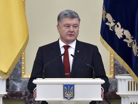 Порошенко: В Україні ніколи не стояло питання рівноправності жінки і чоловіка