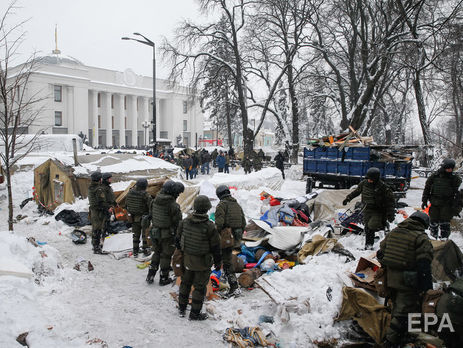 Аваков заявил, что не считает силовым разгоном демонтаж палаточного лагеря под Верховной Радой