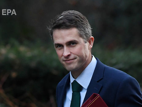 Министр обороны Великобритании: Россия должна отойти и заткнуться