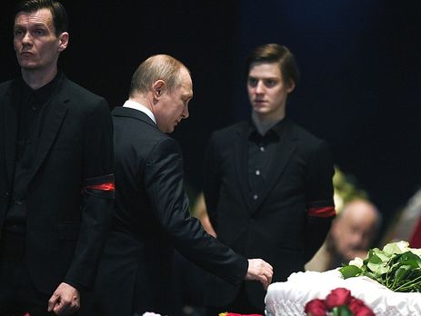 Путін плакав на прощанні з Табаковим