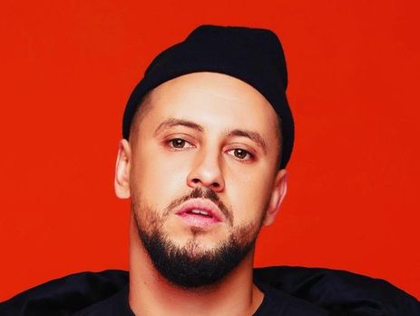 Monatik упал со сцены в Минске