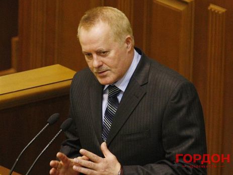 Замана: Думаете, украинские военные в Крыму с радостью побежали давать присягу РФ? Но что им оставалось делать, если официальный Киев их бросил?